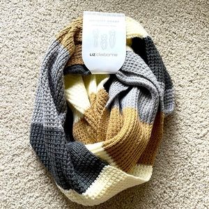 NWT Liz Claiborne Infinity Scarf